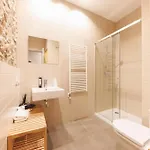 Bravissimo Forca 17, Barri Vell 아파트