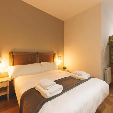 Bravissimo Forca 17, Barri Vell * Girona